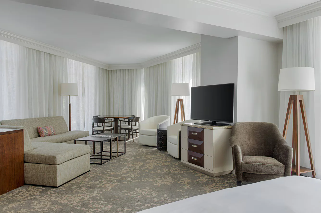 1 Bedroom Hospitality Suite — 1 King at Sawgrass Marriott Golf Resort & Spa — verified room-category photograph